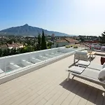 Amazing Modern Villa Located Mins From Beach Rdr234