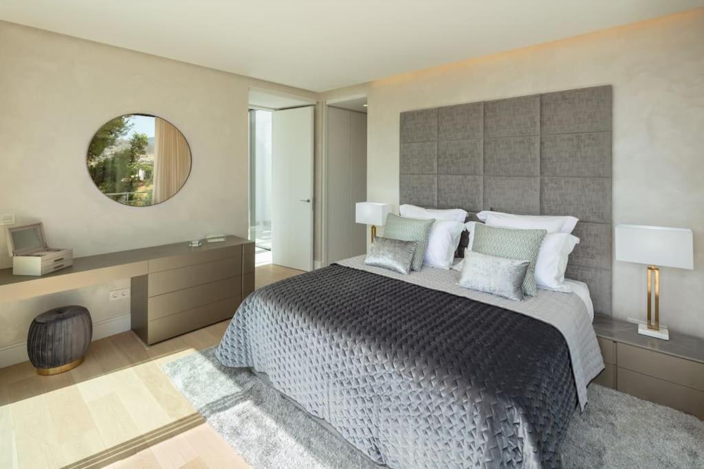Amazing Modern Located Mins From Rdr234 Marbella