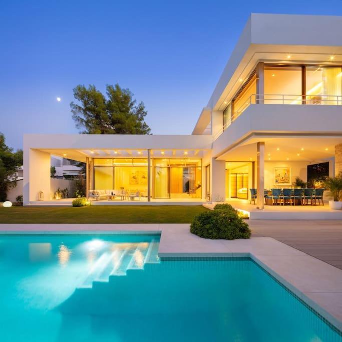 Villa Amazing Modern Located Mins From Rdr234 Marbella
