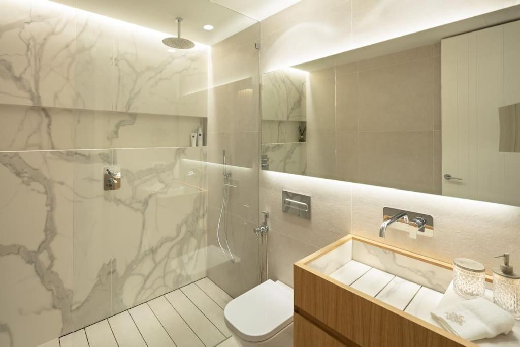 Amazing Modern Located Mins From Rdr234 Marbella